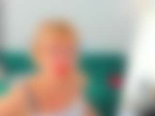 Live cam show with Ann - Skinny MILF on SinfulBabes