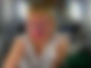 Live cam show with Ann - Mature on CamClone