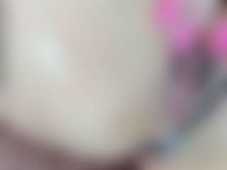 Live cam show with Ann - Petite MILF on hotwifechat.live