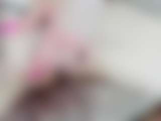 Live cam show with Ann - Athletic Middle Aged on chickslive.net