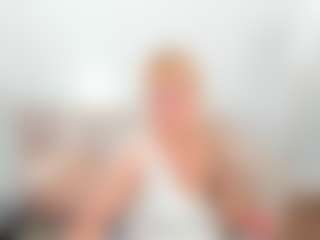 Live cam show with Ann - Mature on Livezox