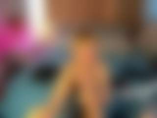 Live cam show with Ann - Mature Young Adult on Camsoda