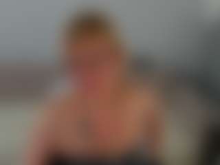 Live cam show with Ann - Role Play MILF on alttransgirls