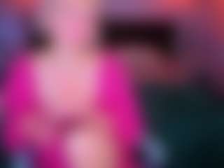 Live cam show with Ann - Bikini on Camming Site