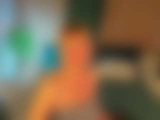 Live cam show with Ann - Middle Aged on Hubzter Live