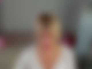 Live cam show with Ann - Mature on Uber Horny