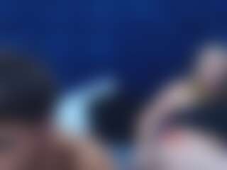 Cam Show en direct de HilaryDolly