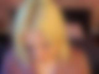 Live cam show with Kate - Bra on hotwifechat.live