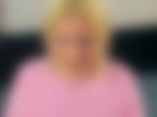 Live cam show with Kate - College on chickslive.net