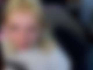 Live cam show with Kate - Masturbate on boobsie.com