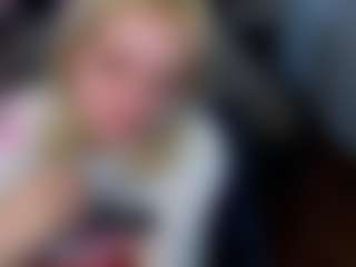 Live cam show with Kate - Pussyplay on 1on1-livenow