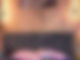 Live cam show with Kate - Body on milfzrlive.com