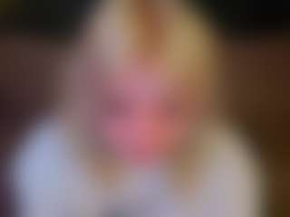 Live cam show with Kate - Body on fuklive.com