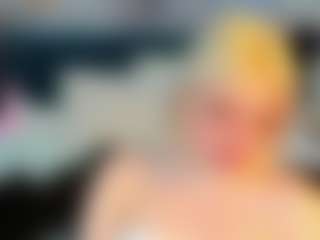 Live cam show with Kate - Sex on Milfs Live