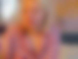 Live cam show with Kate - Body on Camsoda
