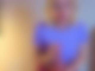 Live cam show with Kate - Bra on CamwithHer