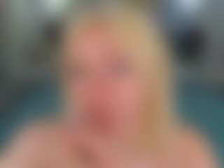 Live cam show with Kate - Snowbunny on Hubzter Live