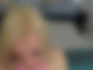 Live cam show with Kate - Camel Toe on makecum.org