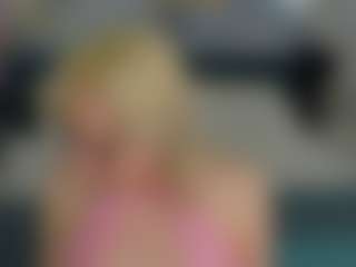 Live cam show with Kate - Camel Toe on Instabang