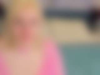 Live cam show with Kate - Joi on chickslive.net