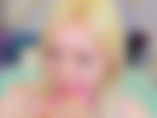 Live cam show with Kate - Bra on madthumbs