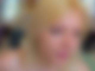 Live cam show with Kate - Bra on Camsoda