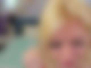 Live cam show with Kate - Bra on Mixed Magazine Live