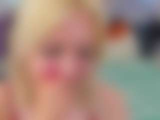 Live cam show with Kate - Blondie on TeamSkeetLive