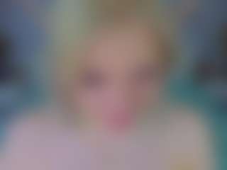 Live cam show with Kate - Bra on Camming Site