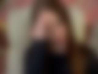 Live cam show with OliviaMore - Cute on Fit Hotties