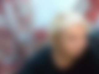 Live cam show with RenataDaster - Green Eyes on Mixed Magazine Live