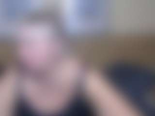 Live cam show with RenataDaster - Green Eyes on StripNow