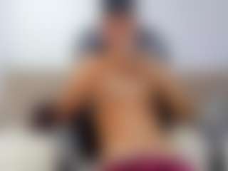 Live cam show with Mark - Black Hair on Camiplay Live