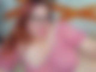 Live cam show with Valery-Grand - Creamy on xxxlivecams.org
