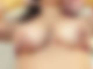 Live cam show with miaa-star1 - White on Cam Slut | colombia
