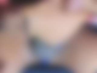 Kardy-Castle's Live Sex Cam Show