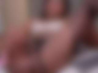 Live cam show with Kardy-Castle - Tease on Camsoda