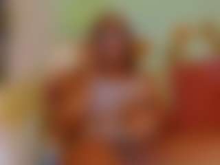 Live cam show with Kardy-Castle - Colombia on CamwithHer