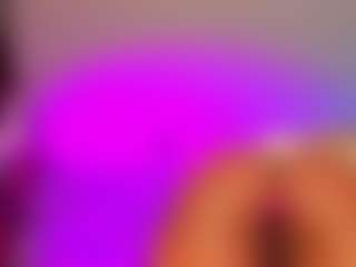 Live cam show with Kardy-Castle - Orgasm on CamSextacy