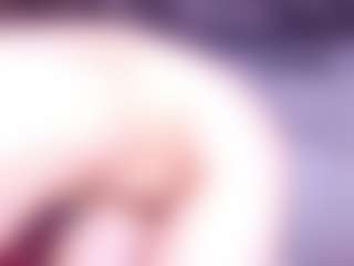 Live cam show with Meegan-red - Interactive on SpunkLive