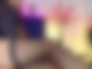 Melannyy's Live Sex Cam Show