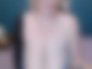 Live cam show with NADINNNE34k - Body Massage on SquirtSoMuch