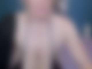 Live cam show with NADINNNE34k - Mature on MyBangCams