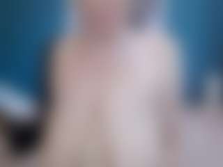 Live cam show with NADINNNE34k - Huge on realtime-chat