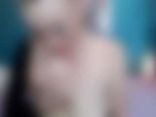 Live cam show with NADINNNE34k - Huge on CamwithHer