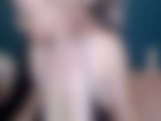 Live cam show with NADINNNE34k - Huge on Camsoda