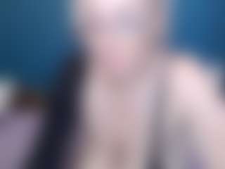 Live cam show with NADINNNE34k - Body Massage on Camsoda