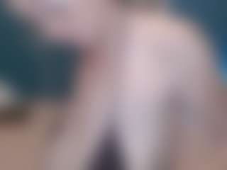 NADINNNE34k MILF webcam performer live streaming