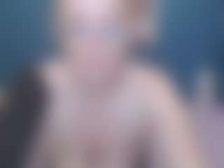 Live cam show with NADINNNE34k - Dildo on Strip Flash - Live Sex Shows
