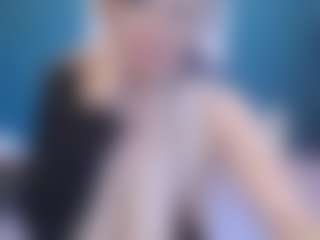 NADINNNE34k MILF webcam performer live streaming